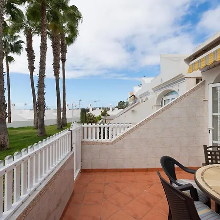 Spacious 2br Bungalow Private Solarium & Pool Maspalomas (Gran Canaria)