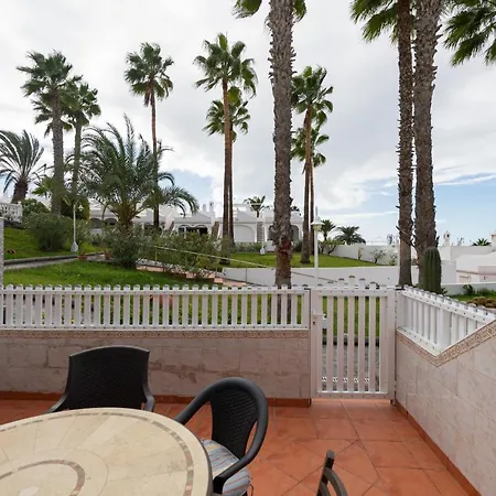 Holiday home Spacious 2br Bungalow Private Solarium & Pool